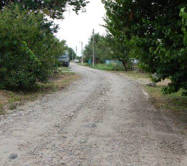 В Тбилисской продолжается грейдирование дорог 